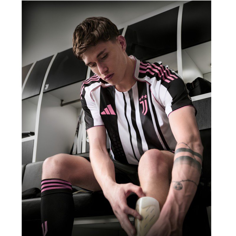  Juventus Kids Shirt jersey 2025/2026 Home - Adidas - Vue 3