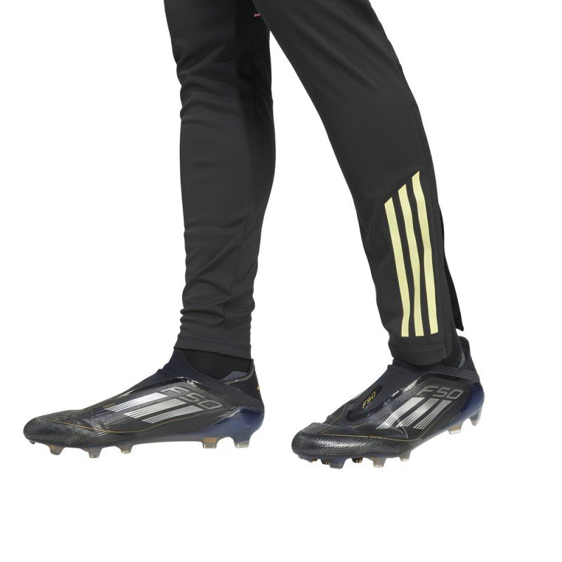  Juventus Kids Tracksuit 2025/2026 - Adidas